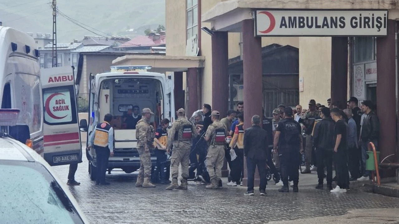 Hakkari'de korku dolu anlar! Çok sayıda askerimiz yaralı