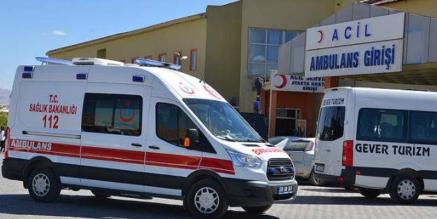 Hakkari'de mayına basan 4 asker yaralandı