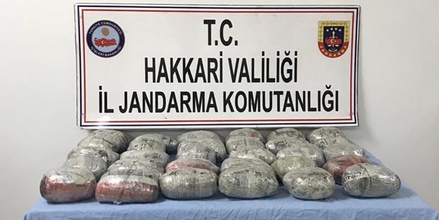 Hakkari'de onlarca kilo esrar ele geçirildi