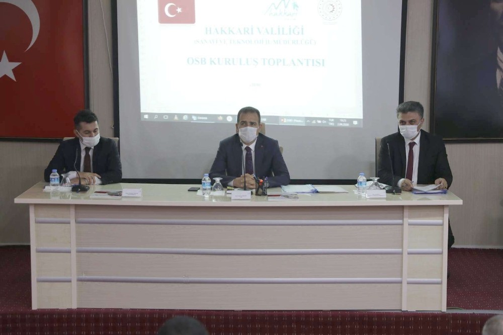 Hakkari’de ‘organize sanayi bölgesi’ konulu toplantı 