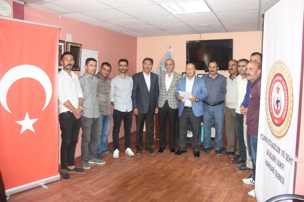 Hakkari’de şehit inşaat işçileri anıldı 