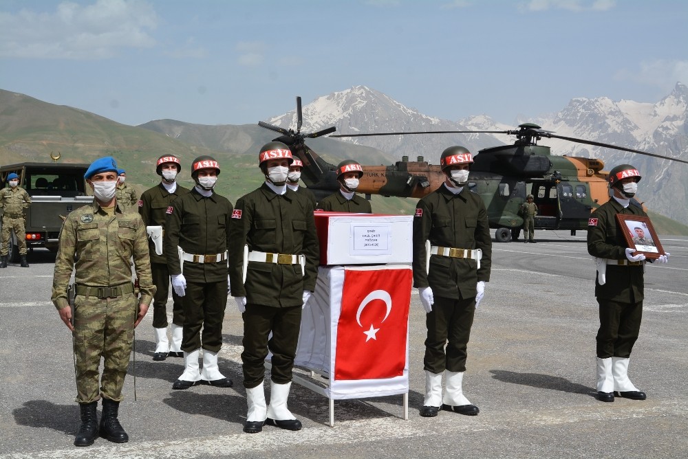 Hakkari’de şehit uğurlama töreni 