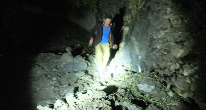 Menfeze döşenen patlayıcı şiddetle patladı