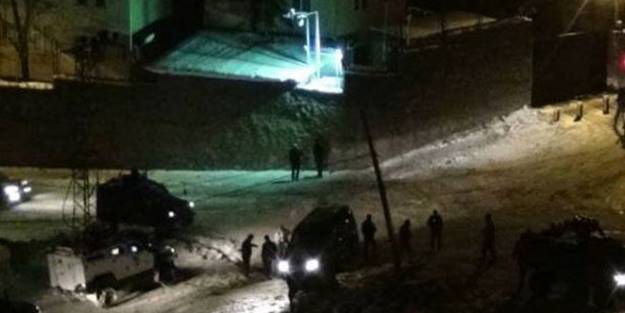 Hakkari'de silah sesleri!