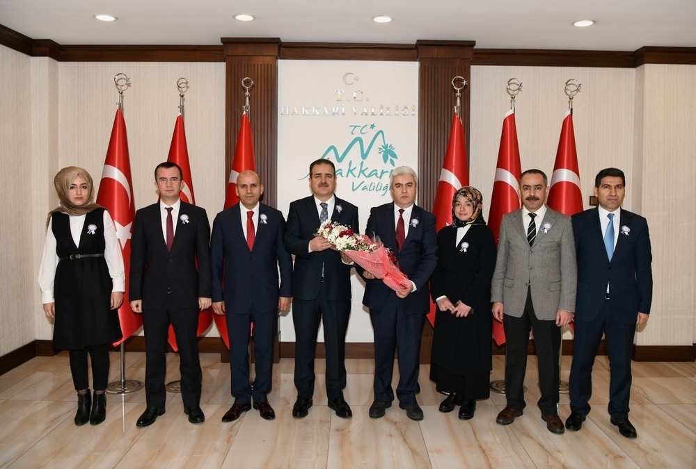 Hakkari’de vergi haftası kutlamaları 