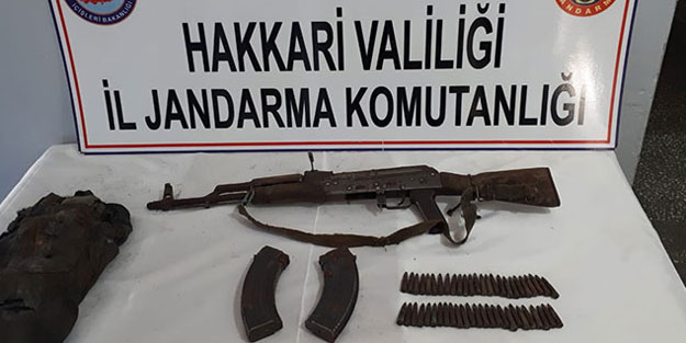 Hakkaride'de PKK'nın silah ve mühimmatı ele geçirildi