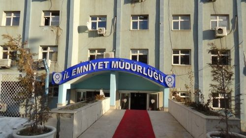 Hakkari Emniyet Müdürlüğü'nden alkışlanacak hareket