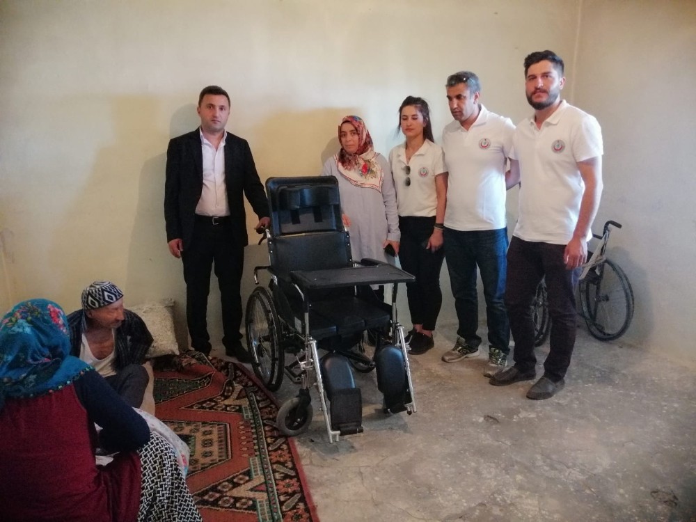 Hakkarili hayırsever Demir’den örnek davranış 