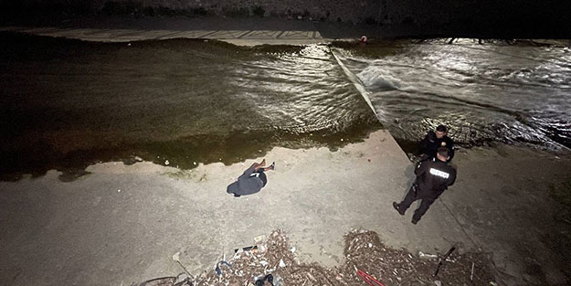 Hakkında arama kararı vardı! Ekiplerden kaçmak için dereye atladı