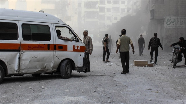 Halep'te 3 saatte, 3 hastane vuruldu