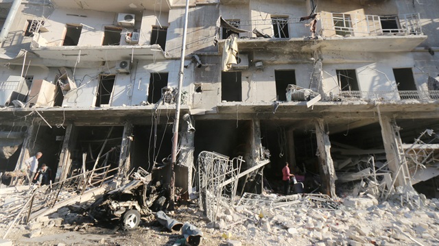 Halep'te sivil katliam devam ediyor