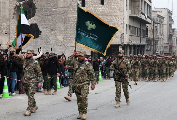 Halep'te teröre son mühlet: Şam yönetimi süpürme harekatı öncesi kapıyı açtı