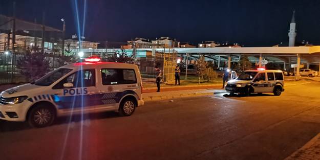 Halı saha maçında kan aktı: 3 yaralı