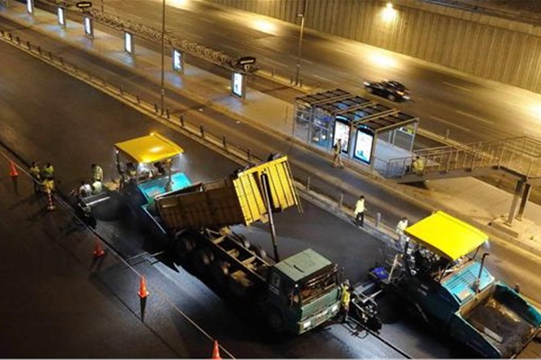 Haliç Köprüsü'nde metrobüs yolu 2 gecede yenilenecek