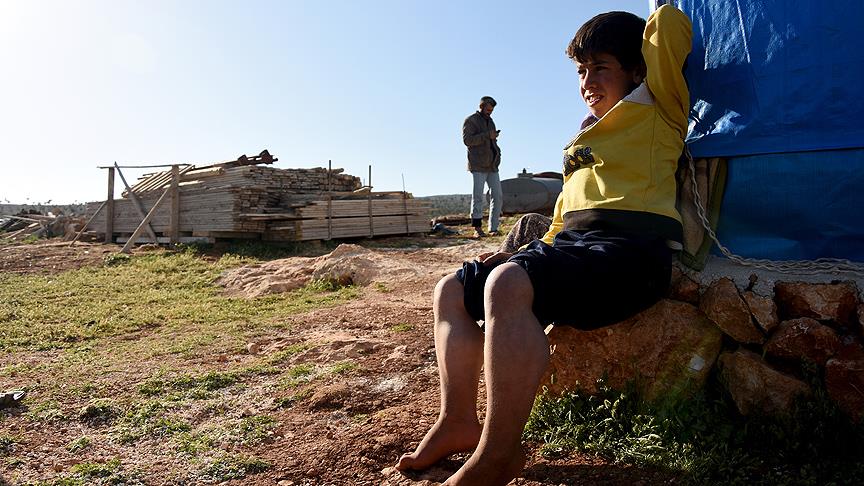  Halid tedavi için yardım bekliyor