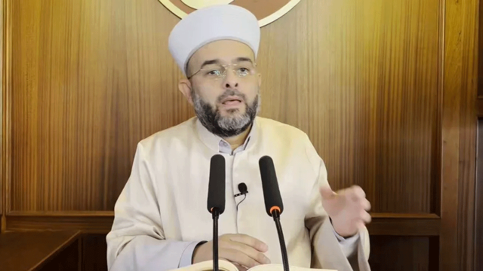 Halil Konakcı'dan Papa ziyaretini eleştiren laik kitleye: Ya sizin papanız değil mi o, sevinmeniz lazım!