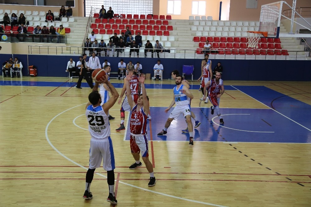 Haliliye basketbol takımında play off sevinci 