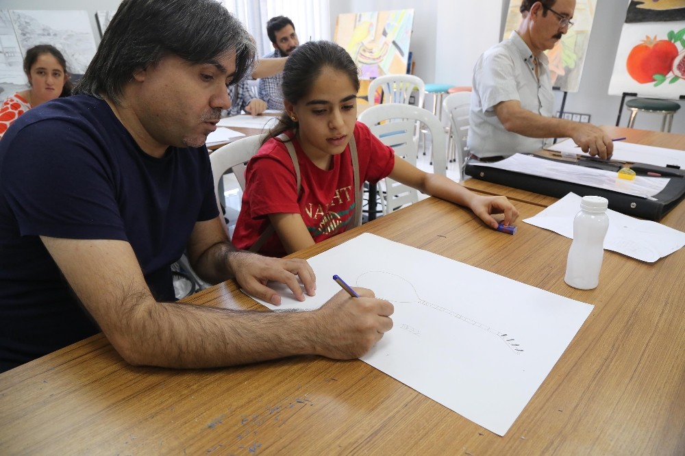 Haliliye Belediyesi gençleri geleceğe hazırlıyor 