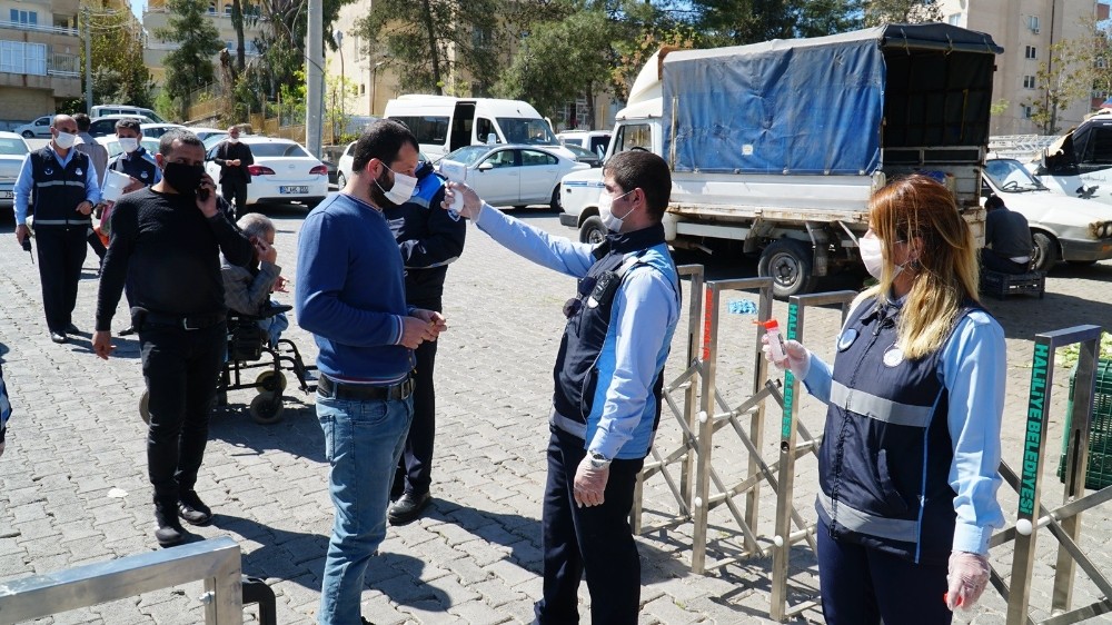 Haliliye salgına karşı tedbirleri sürdürüyor 