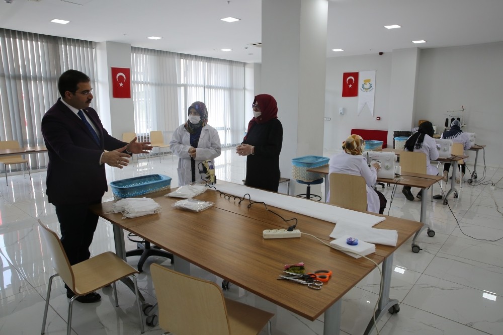 Haliliye’de 400 bin maske hedefi 