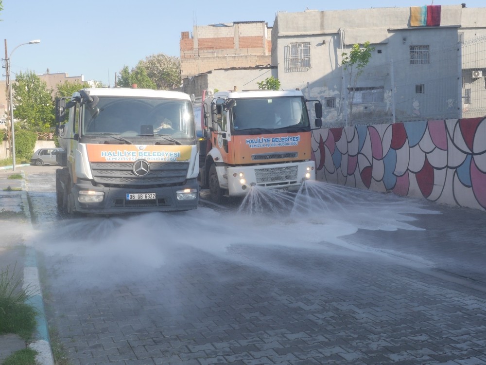 Haliliye’de dezenfekte çalışmaları devam ediyor 