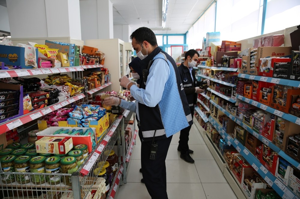 Haliliye’de gıda ürünleri denetlendi 