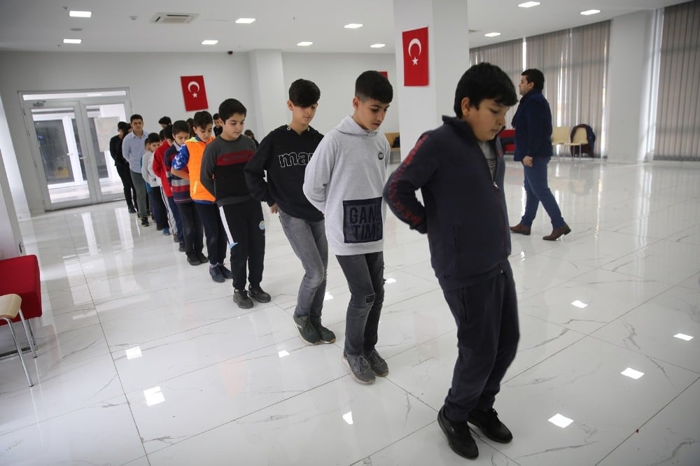 Haliliye’de halk oyunları eğitimi devam ediyor 