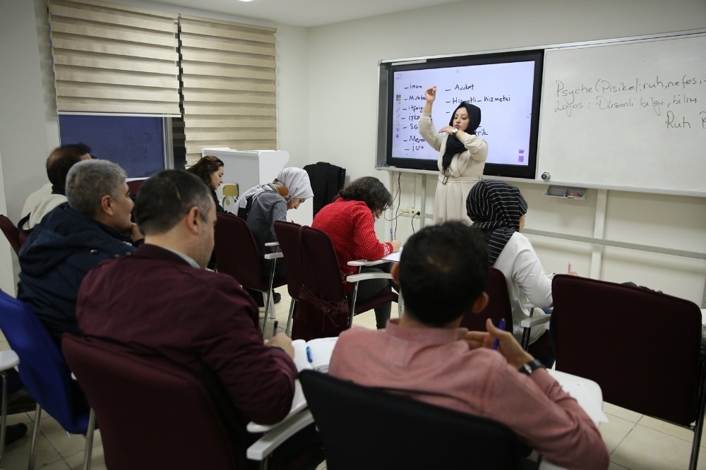 Haliliye’den ücretsiz işaret dili kursu 