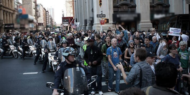 Halk aç kaldı: ABD’de işsizlik maaşı başvuruları en yüksek seviyede!