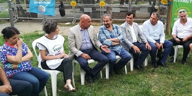 Halk destek vermeyince HDP'lilere CHP koştu!