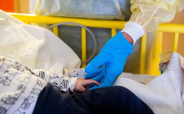 Halk imece usulü ilaç paylaşıyor! Almanya’da kriz kapıda