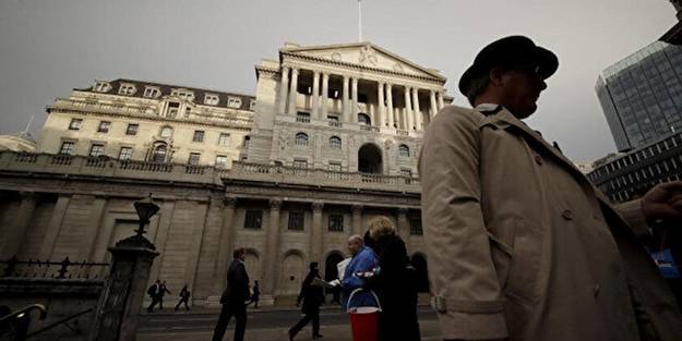 Halk isyanda! İngiltere’de son 10 yılın en yüksek enflasyonu