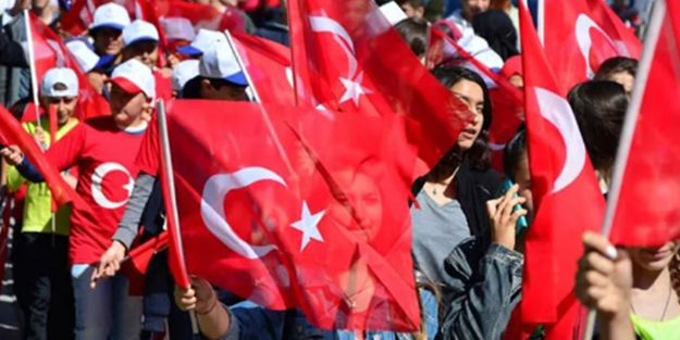 'Halk Milli bayramlara nasıl düşman edilir?'