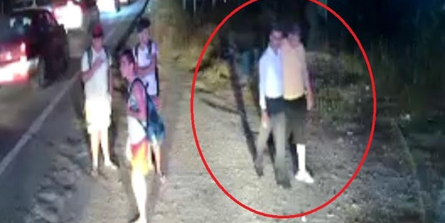 Halk otobüsü şoföründen takdire şayan hareket! Bir anda aracı durdurdu ve...