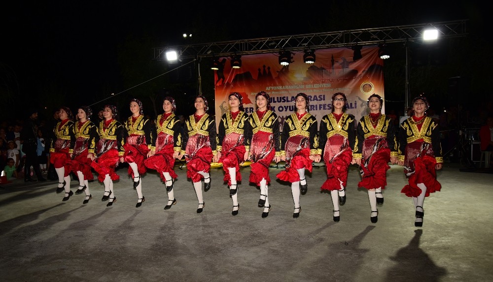 Halk Oyunları Festivali sona erdi 