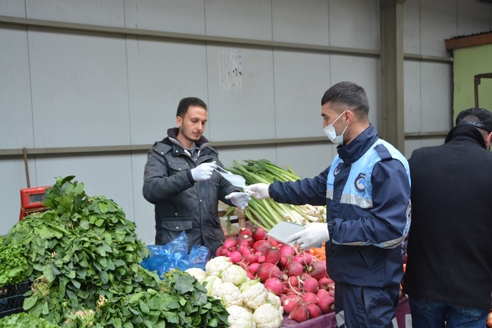 Halk pazarında sıkı denetim 