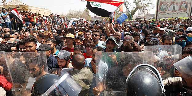 Halk sokağa çıktı! Kuveyt bayrağını indirdiler