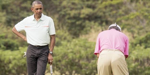 Halk su altında, Başbakan eğlencede