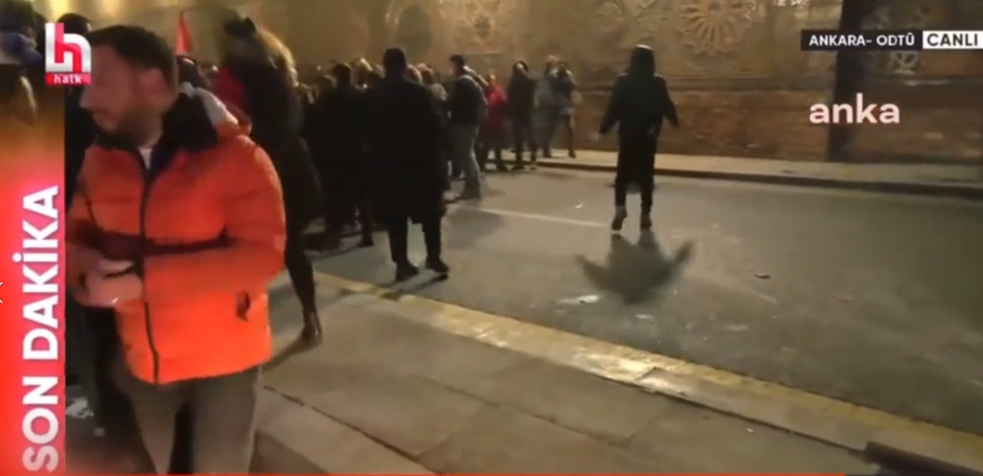 Halk TV canlı yayında büyük tepki çeken ifadeler! Cumhurbaşkanı Erdoğan ve Türk polisine hakaret