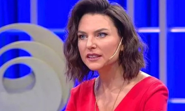 Halk TV haber sunucusu Ece Üner: Bu ülkede Ramazan Bayramı kutlanıyor da neden Cadılar Bayramı kutlanmıyor! Yuh artık Milli Eğitim Bakanını böyle eleştirdi.