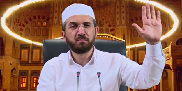 Halk Tv, İhsan Şenocak'tan özür diledi