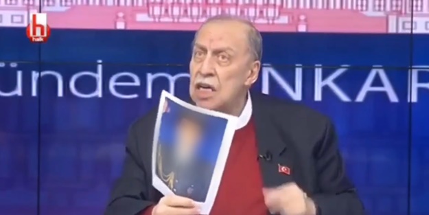 Halk TV'de büyük rezalet! Fotoğraflarını gösterip ifşa etti