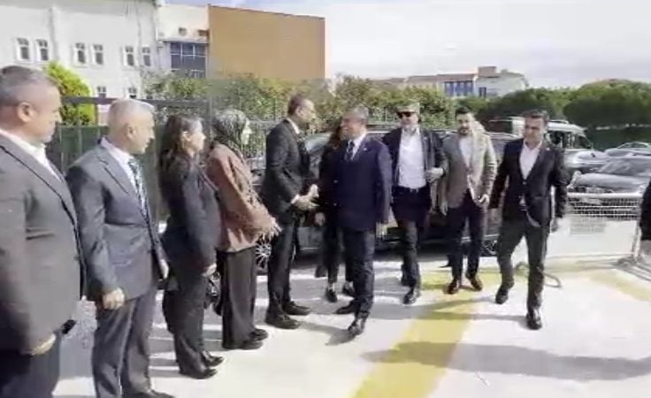 Halk TV’ye kayyım atanmasına komik gerekçe Özgür özel de kargaları güldürdü