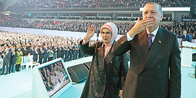 Halka hakim değil hadim olacağız