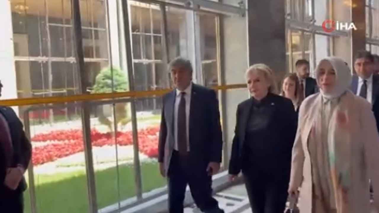 Halkaya bir isim daha katıldı: CHP'den istifa eden vekil AK Parti'de