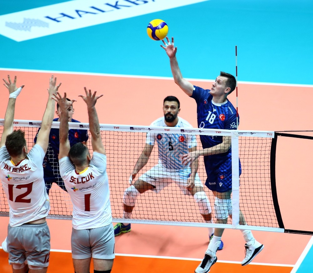 Halkbank, Galatasaray’a konuk oluyor 