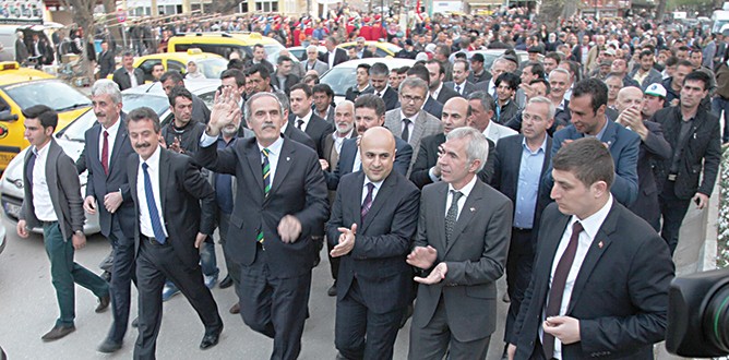 Halkın belediye başkanıyız