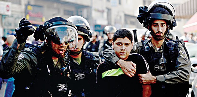 Halkını toplu katlediyor