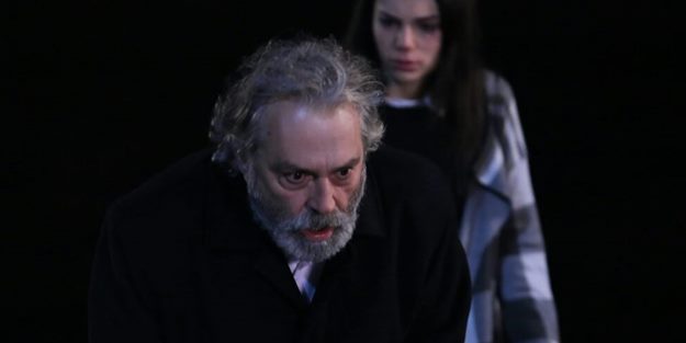 Haluk Bilginer: Tanrı diye birşey varsa kadındır!