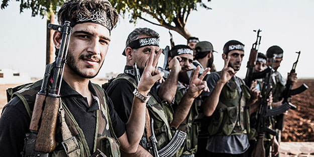 Hama’da Rus destekli saldırı geri tepti